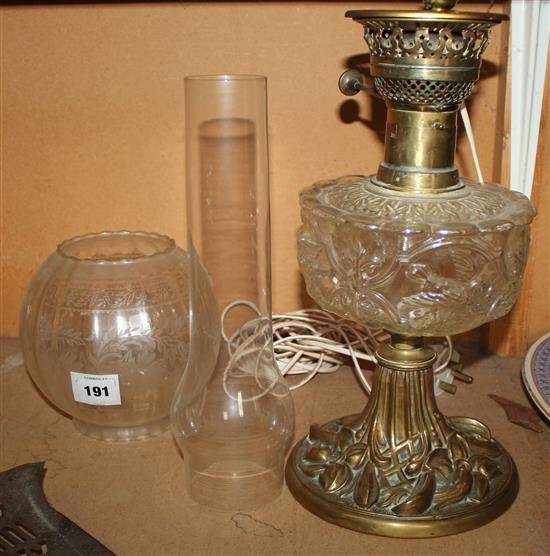 Victorian brass and glass oil lamp(-)